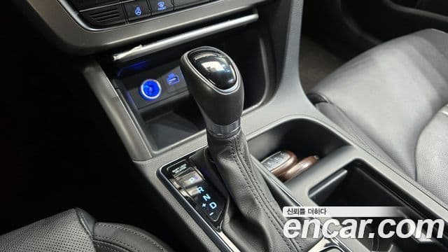 Hyundai LF Sonata LPI Modern(для людей с инвалидностью), 2016 9