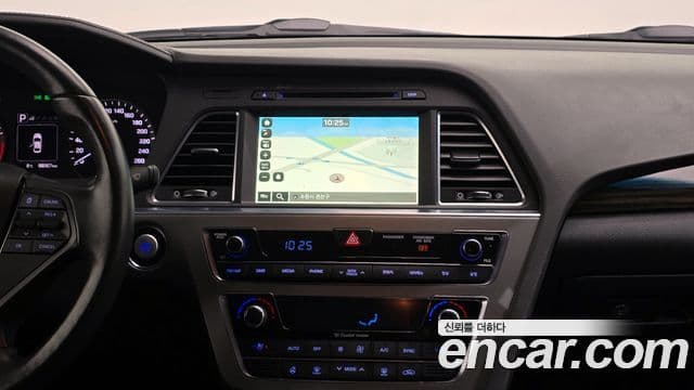 Hyundai LF Sonata LPI Modern(для людей с инвалидностью), 2016 14