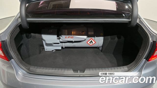 Hyundai LF Sonata LPI Modern(для людей с инвалидностью), 2016 20