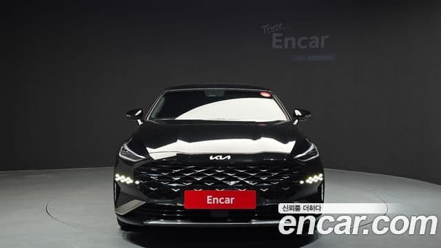 Kia K8 Signature, 2022 3
