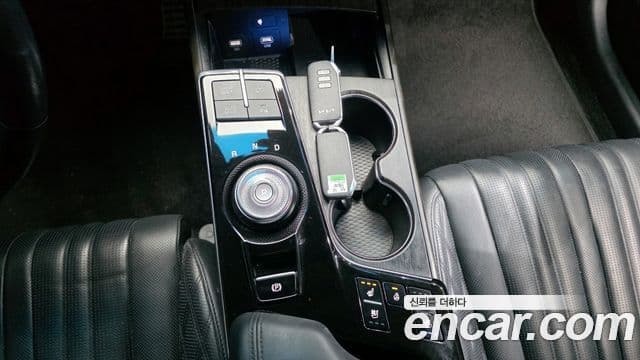 Kia K8 Signature, 2022 9