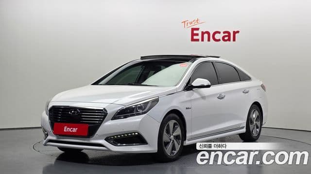 Hyundai LF Sonata гибрид Premium, 2015 1