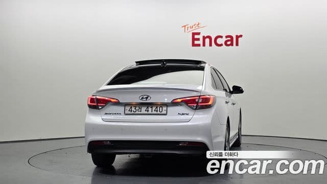 Hyundai LF Sonata гибрид Premium, 2015 4