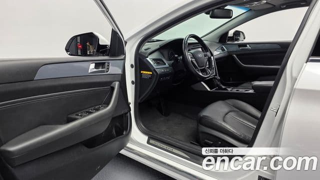 Hyundai LF Sonata гибрид Premium, 2015 10