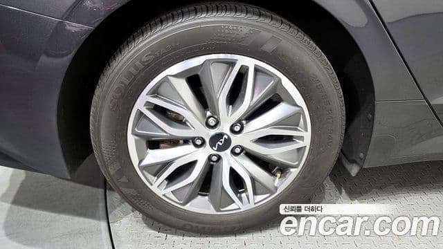 Kia K5 гибрид 3세대 Noblesse, 2022 все фото