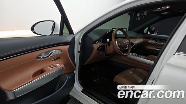 Genesis GV70, 2021 11