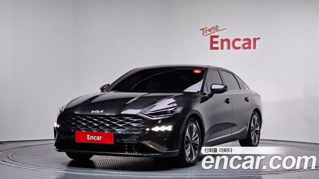 Kia K8 Signature, 2023 1