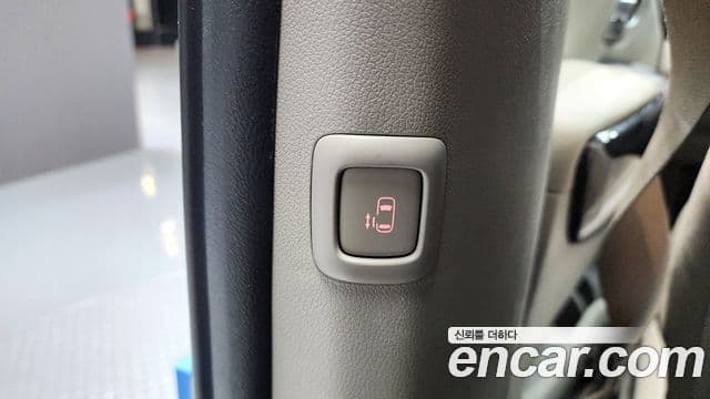 Kia All New Carnival Prestige, 2015 13