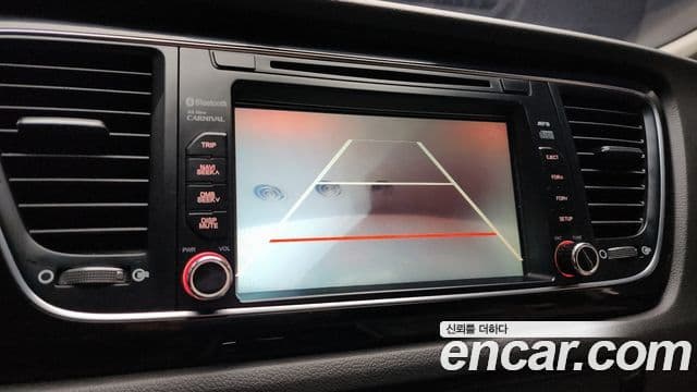 Kia All New Carnival Prestige, 2015 15