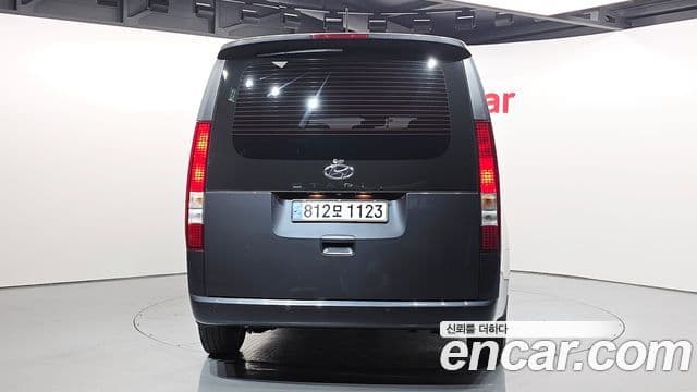 Hyundai Staria Modern, 2023 4