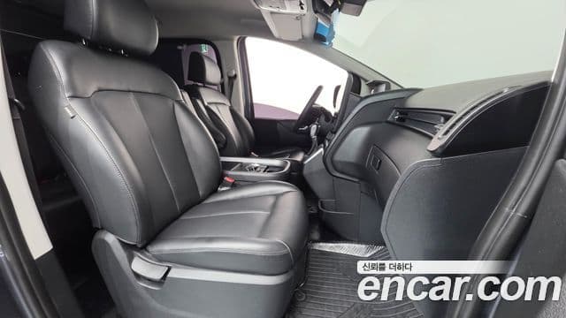 Hyundai Staria Modern, 2023 10