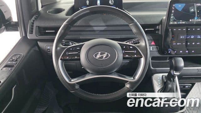 Hyundai Staria Modern, 2023 14