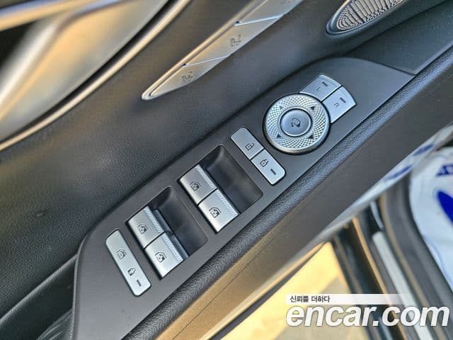 Genesis electrified G80 (RG3) e-AWD, 2022 8