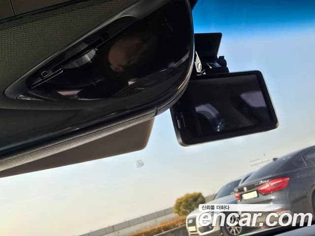 Genesis electrified G80 (RG3) e-AWD, 2022 17