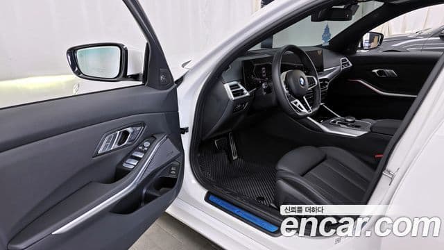 BMW 3시리즈 (G20) 320i M Sport, 2025 10