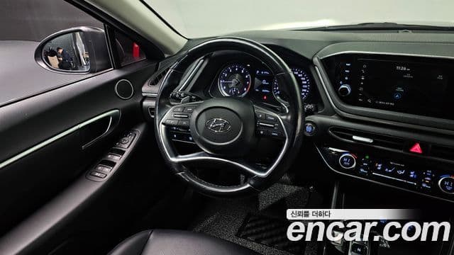 Hyundai Sonata (DN8) Premium Family, 2021 13