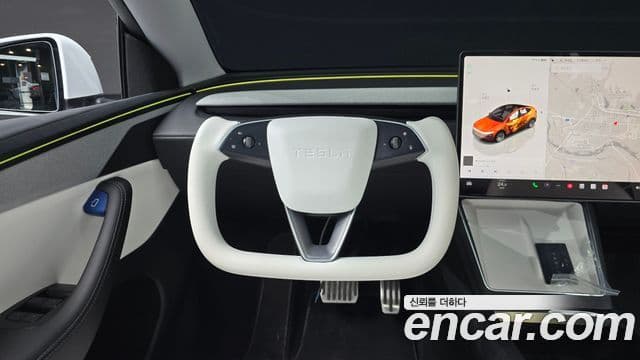 Tesla модель Y Long Range AWD, 2025 13