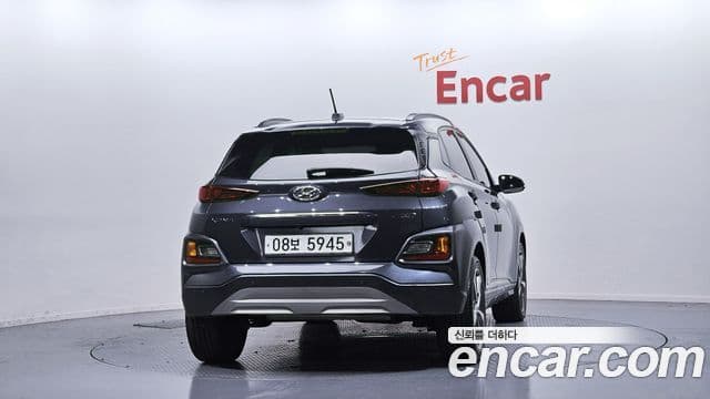 Hyundai Kona Modern Art, 2018 4