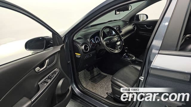 Hyundai Kona Modern Art, 2018 11