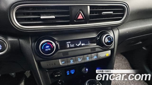 Hyundai Kona Modern Art, 2018 17