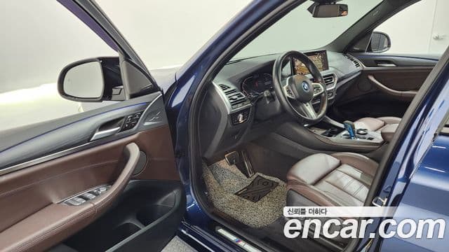 BMW iX3 M Sport, 2022 10