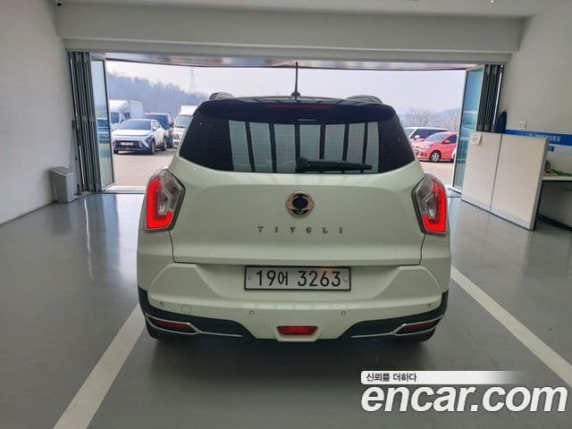 KG모빌리티(SsangYong) Tivoli Armor коробка передач Plus 2WD, 2019 4