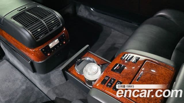 Maybach 62 1세대, 2004 18