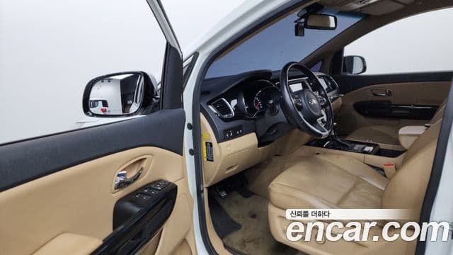 Kia All New Carnival Prestige High Roof, 2018 10