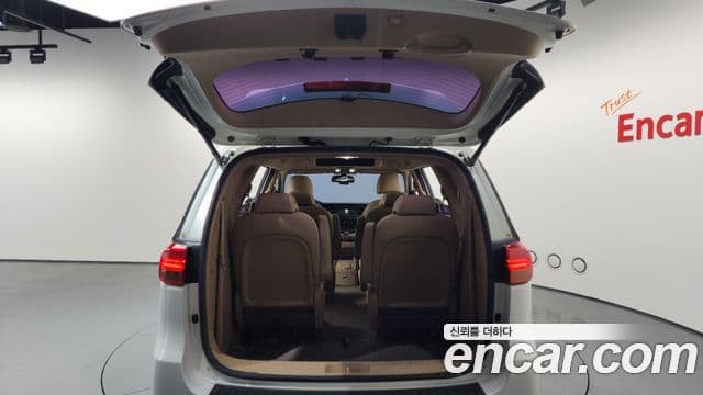 Kia All New Carnival Prestige High Roof, 2018 20