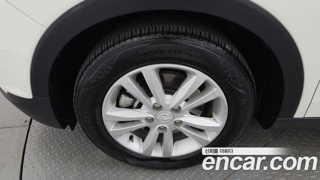 KG모빌리티(SsangYong) Tivoli VX 2WD, 2016 все фото