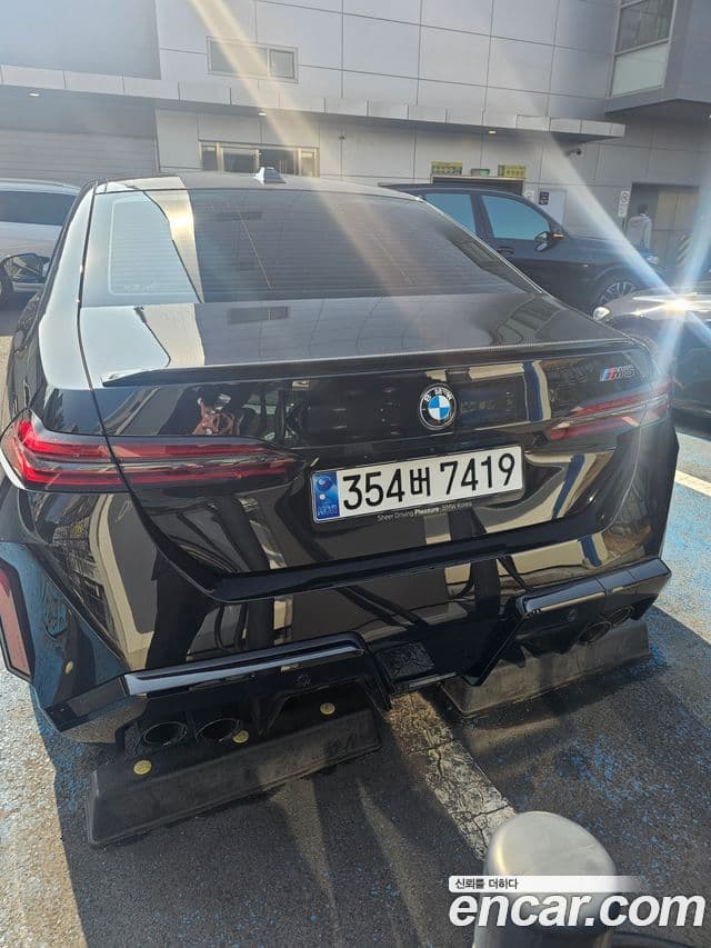 BMW M5 (G90) M5 седан, 2025 4