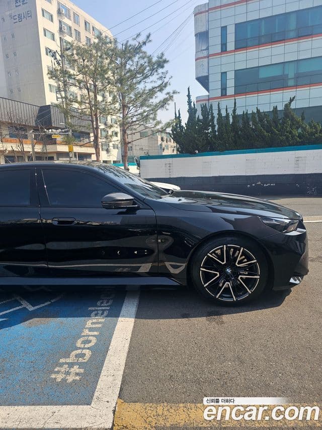 BMW M5 (G90) M5 седан, 2025 6