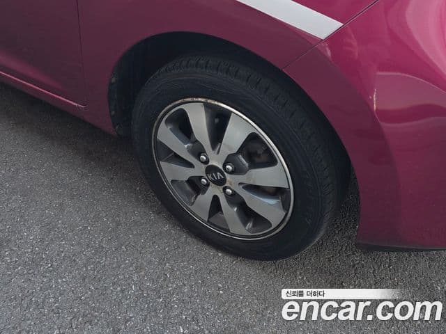 Kia All New Morning Special, 2013 3