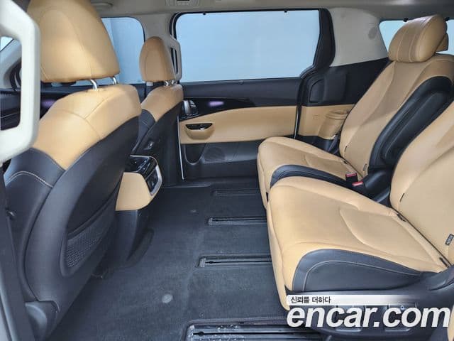 Kia Carnival 4세대 Signature, 2021 10