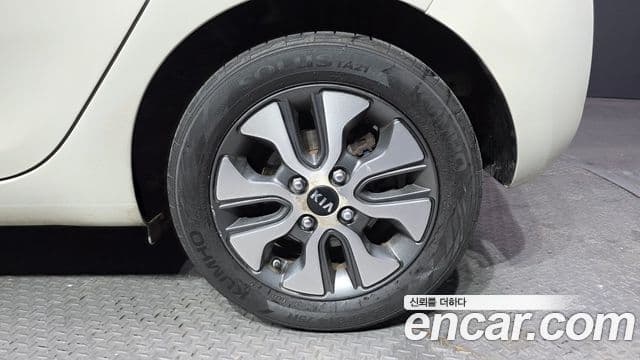 Kia The / новый New Morning Luxury, 2016 все фото