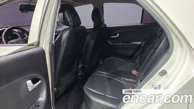 Kia The / новый New Morning Luxury, 2016 12