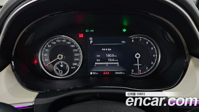 Genesis GV70, 2021 8