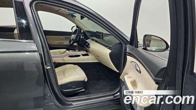 Genesis GV70, 2021 10