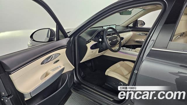 Genesis GV70, 2021 11