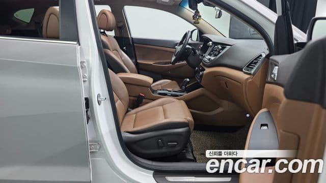 Hyundai All New Tucson Premium, 2017 10