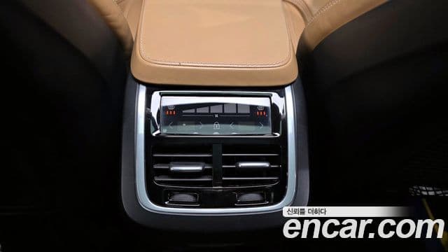 Volvo XC90 2세대 D5 Inscription, 2019 17