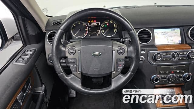 Land Rover Discovery 4 3.0 SDV6 SE, 2016 15