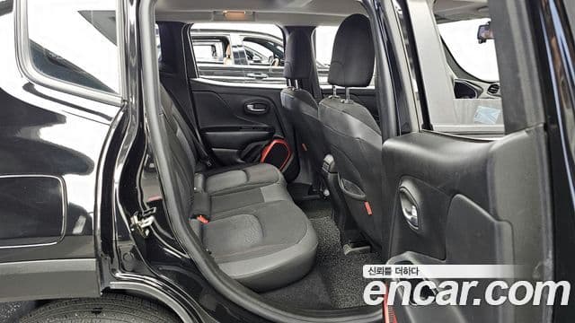 Jeep Renegade 2.0 дизель Trailhawk AWD, 2018 12