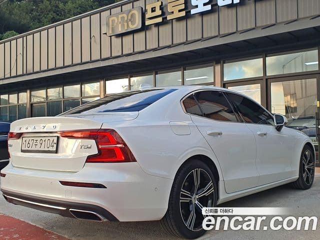 Volvo S60 3세대 T5 Inscription, 2020 3