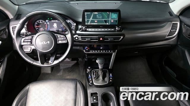 Kia Seltos Signature, 2023 7