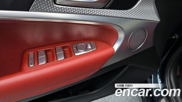 Genesis The / новый New G70, 2023 11