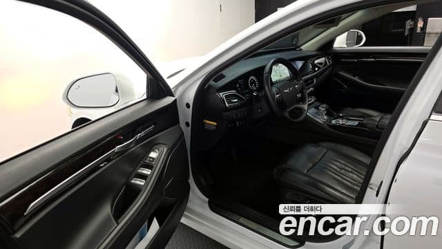 Genesis G90 Premium Luxury, 2021 10