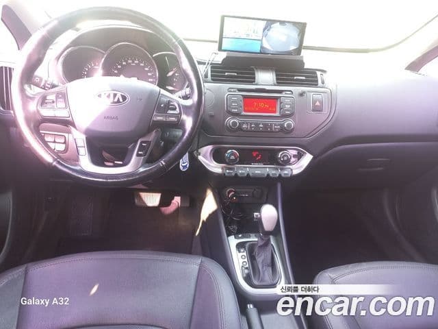 Kia All New Pride Luxury, 2014 15