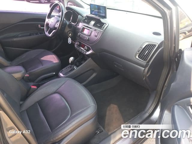 Kia All New Pride Luxury, 2014 16