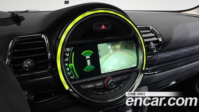 Mini Cooper 클럽맨 2세대, 2019 16